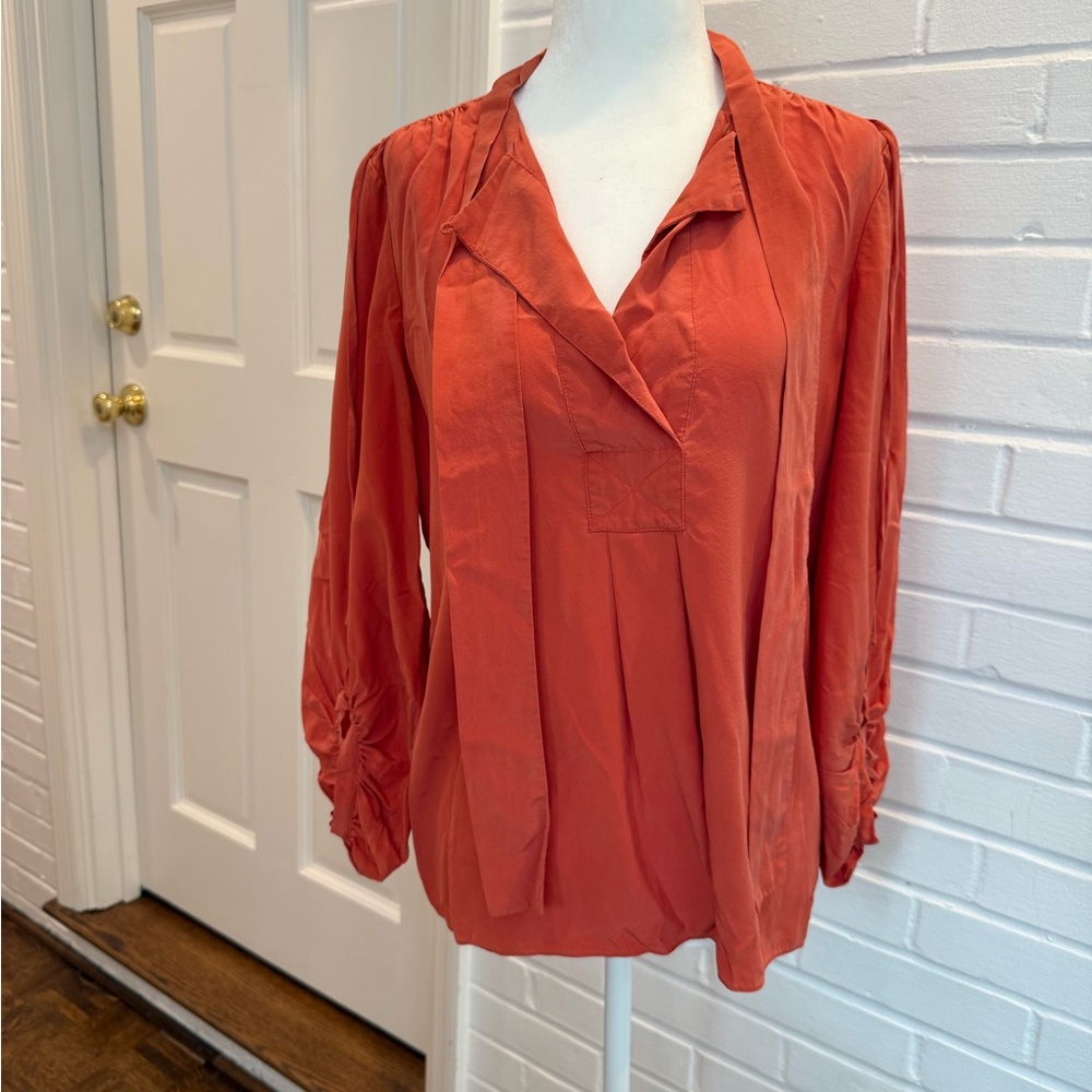DVF 100% silk blouse